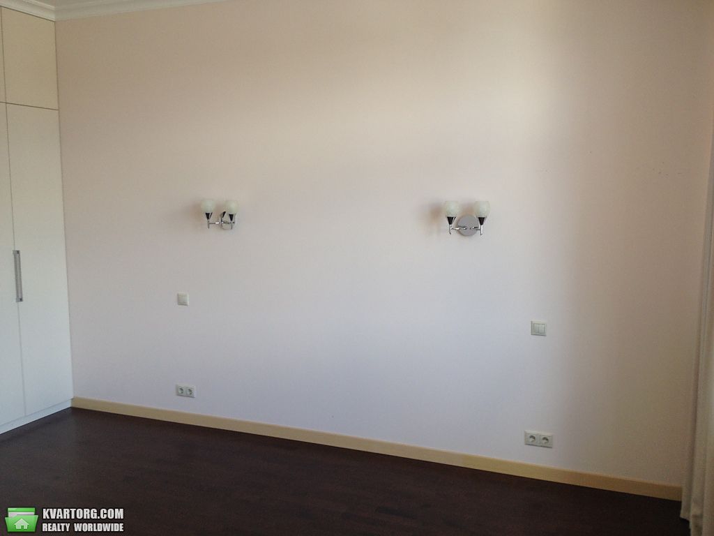 Rent out 4-room apartment. Киев,  Ветрова — photo 7