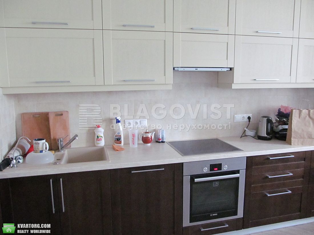 Rent out 2-room apartment. Киев,  Андрющенко — photo 2