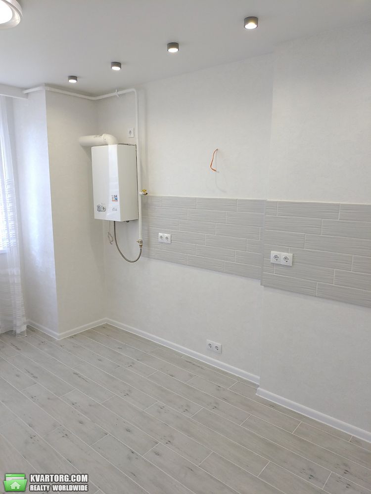 Sell 2-room apartment. Киевская обл., Миру — photo 4