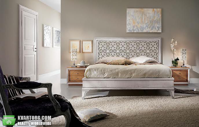 Sell multi-room apartment. Киев,  Драгомирова — photo 4