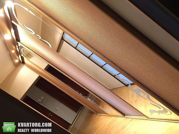 Rent out 3-room apartment. Киев,  Крушельницкой — photo 2