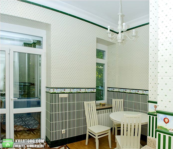 Rent out 4-room apartment. Киев,  Институтская — photo 4