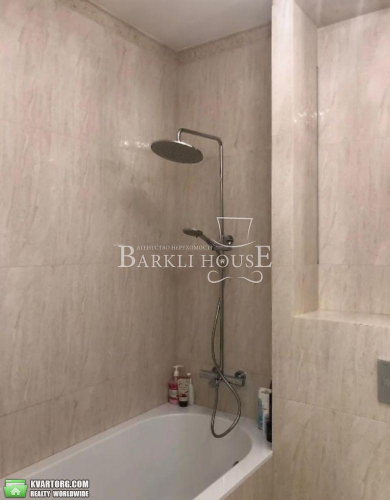 Rent out 2-room apartment. Киев, луценко — photo 8