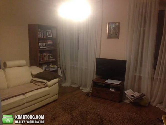 Sell 2-room apartment. Киев,  Татарская — photo 1