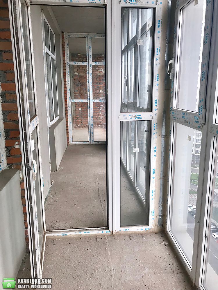 Sell 2-room apartment. Киев,  Драгомирова — photo 3