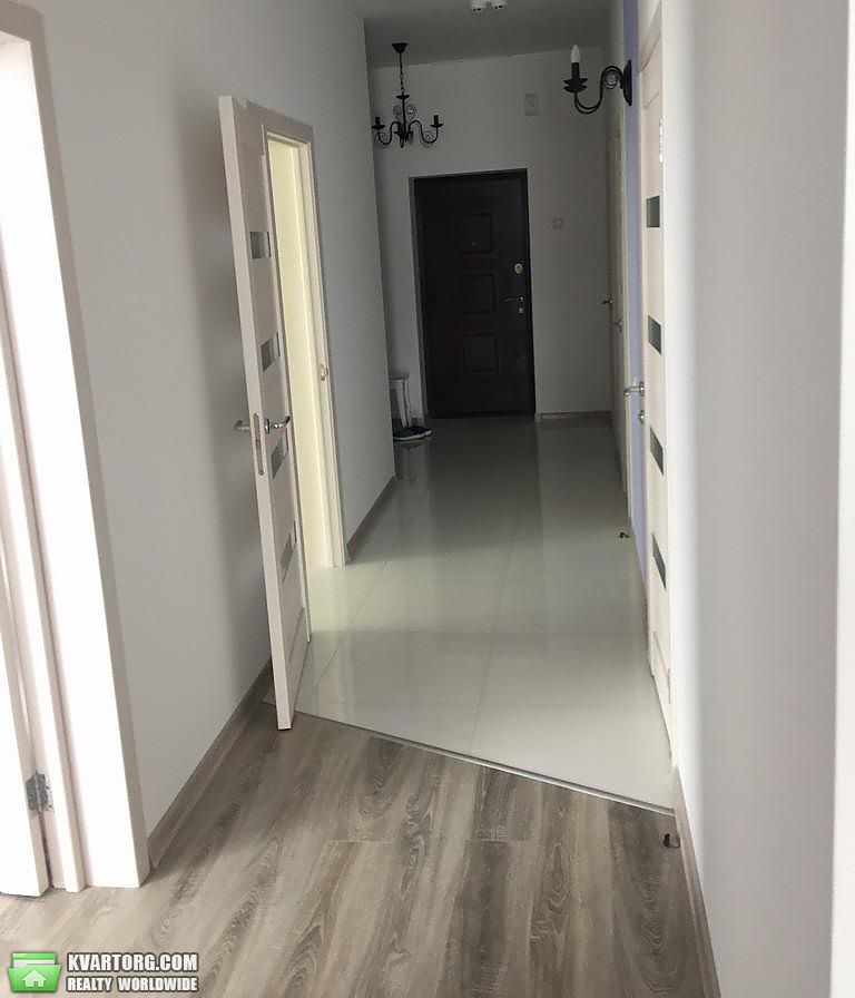 Rent out 3-room apartment. Киев,  Глубочицкая — photo 10