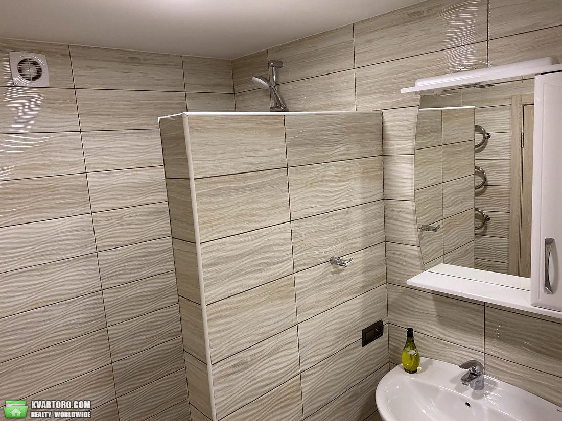 Rent out 1-room apartment. Киев,  Московская — photo 10