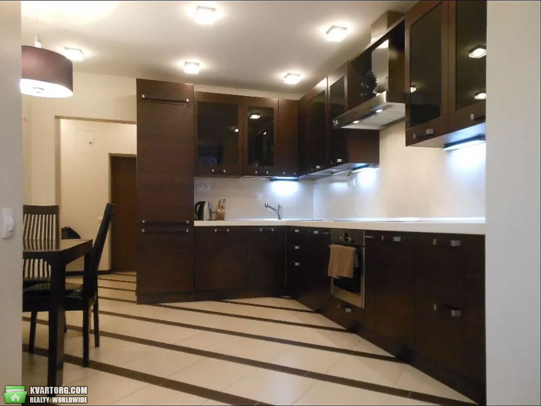Rent out 3-room apartment. Киев,  Ахматовой — photo 1