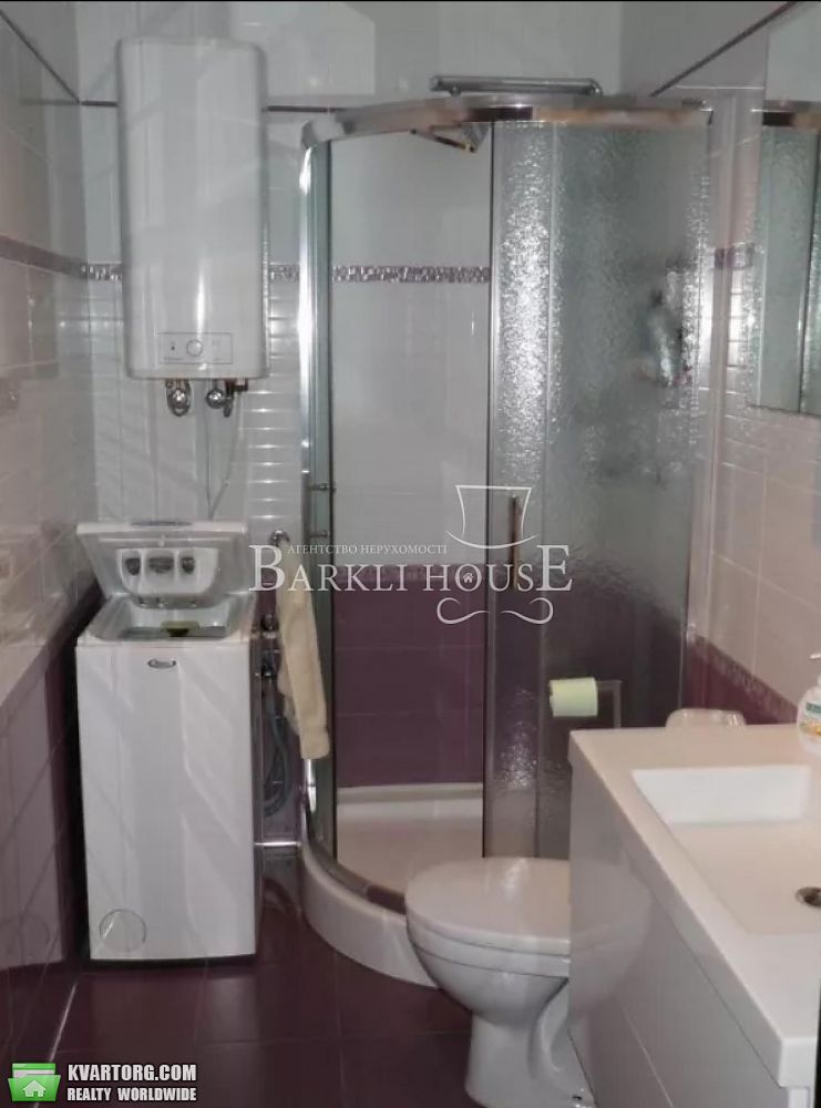 Rent out 4-room apartment. Киев,  Амосова — photo 9