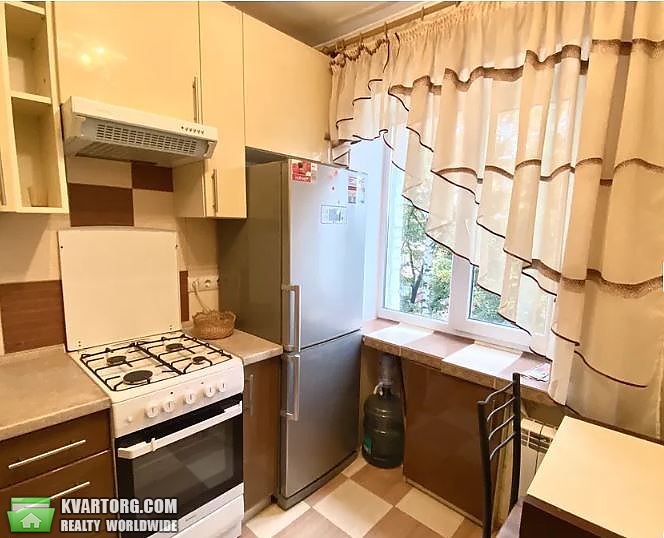 Rent out 2-room apartment. Киев, Данила Щербаковского — photo 5