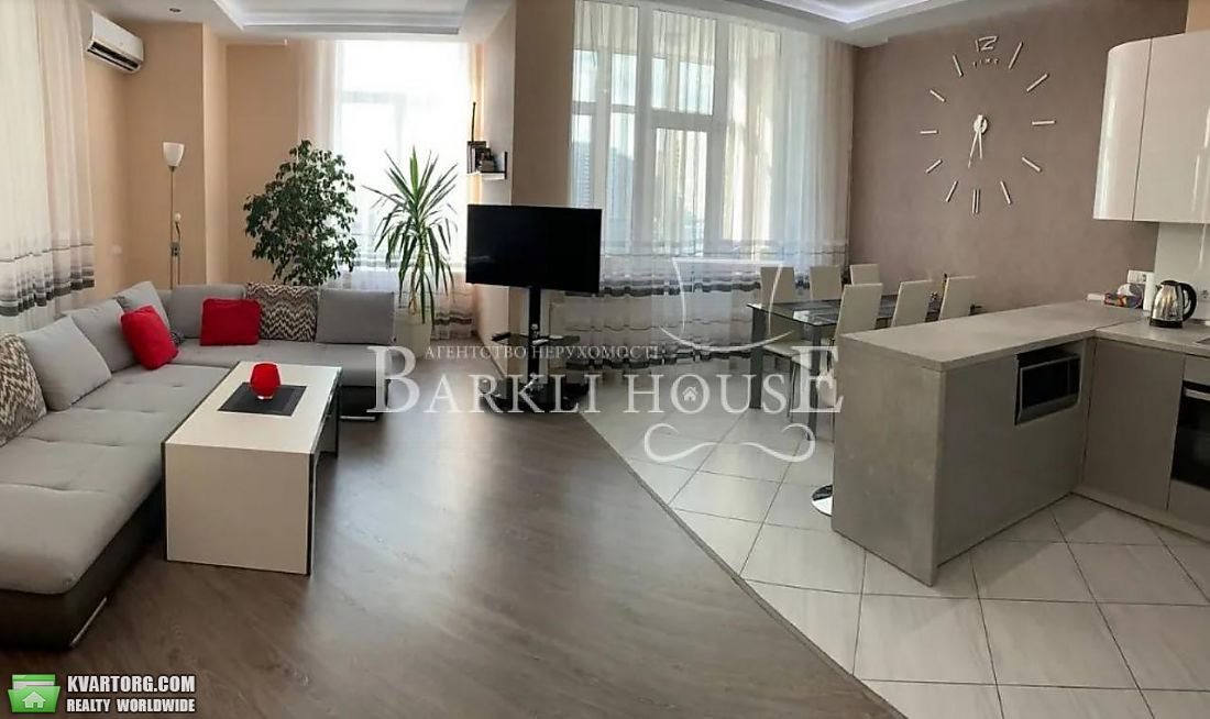 Rent out 3-room apartment. Киев,  Днепровская наб — photo 2