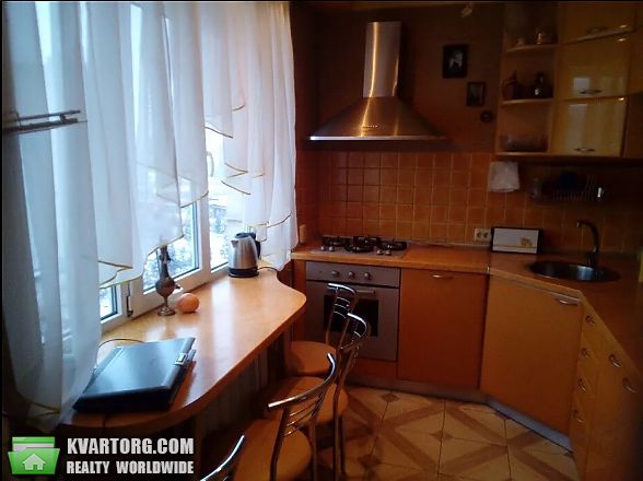 Rent out 2-room apartment. Киев, Кирриловска — photo 8