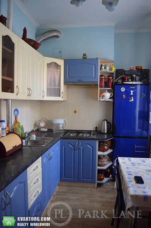 Sell 2-room apartment. Киев,  Костельная — photo 1