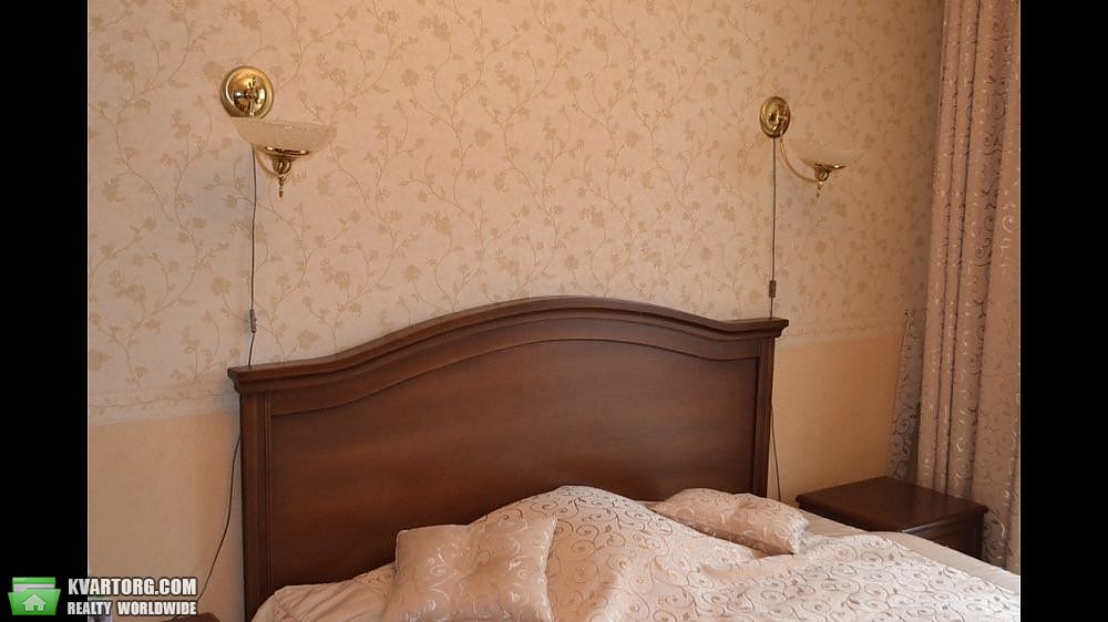 Rent out 2-room apartment. Киев,  Кловский спуск — photo 8