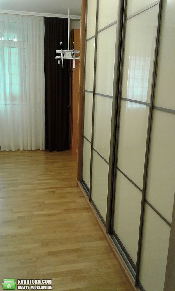 Rent out 1-room apartment. Киев,  Ломоносова — photo 5