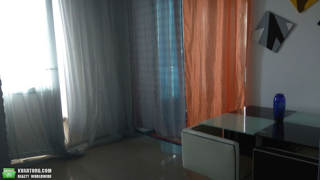 Sell 2-room apartment. Киев,  Шумского — photo 2