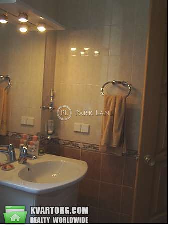 Rent out 2-room apartment. Киев,  Мазепы — photo 7
