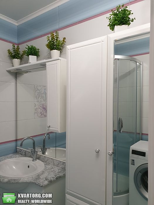 Sell 3-room apartment. Киев,  Здолбуновская — photo 10