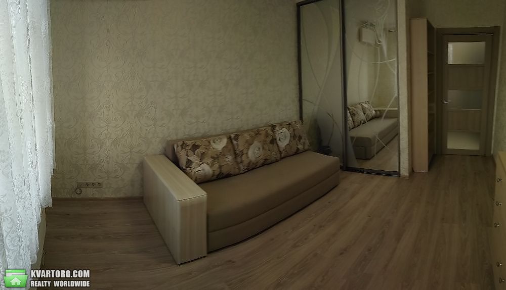 Rent out 1-room apartment. Киев,  Садовая — photo 3