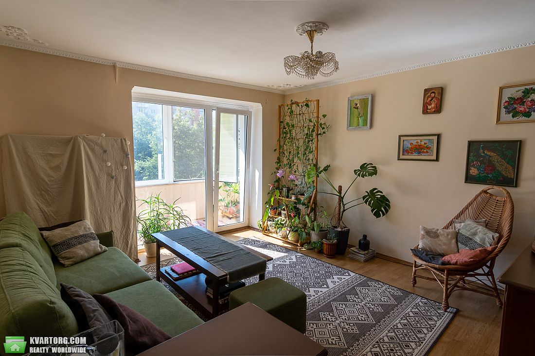 Sell 3-room apartment. Львов, Чорновола — photo 1