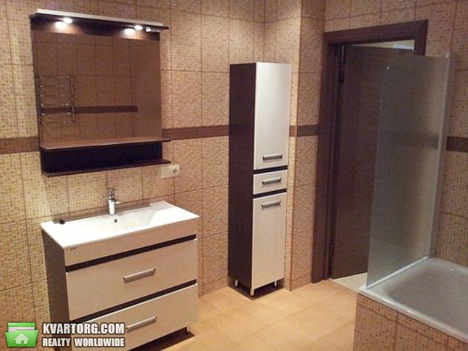 Rent out 2-room apartment. Киев,  Ямская — photo 6
