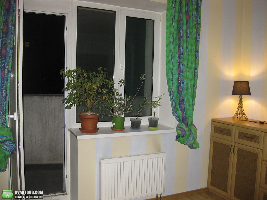 Sell 2-room apartment. Киев,  Подгорная — photo 7
