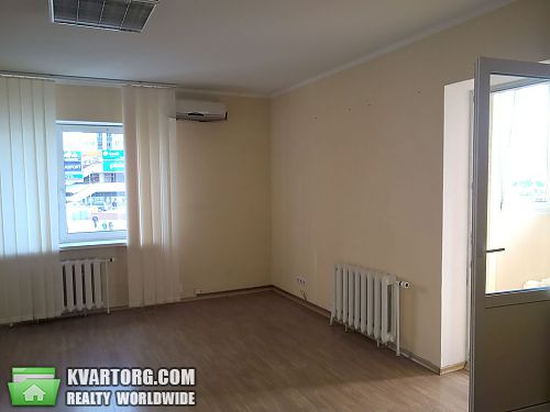 Rent out office. Киев, Срибнокильская — photo 1