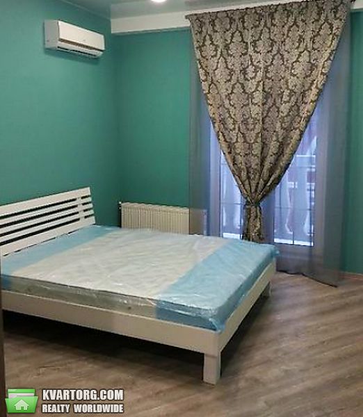 Rent out 1-room apartment. Киев, луценко — photo 1