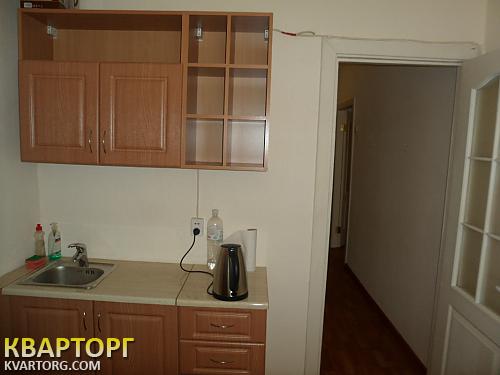 Rent out office. Киев, Площадь Льва Толстого — photo 1