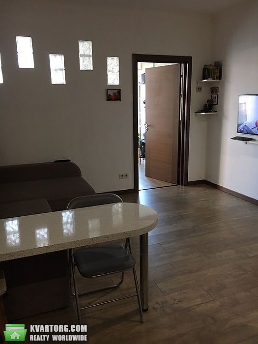 Sell 3-room apartment. Киев, Регенераторная — photo 2