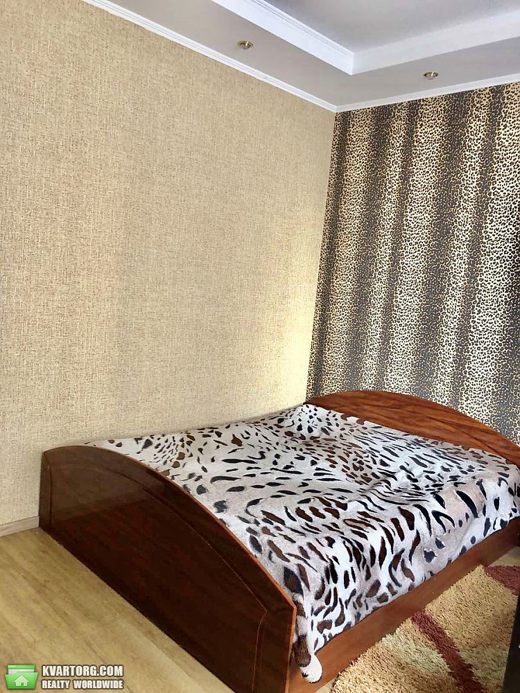 Sell 2-room apartment. Киев, Академика Глушкова — photo 8