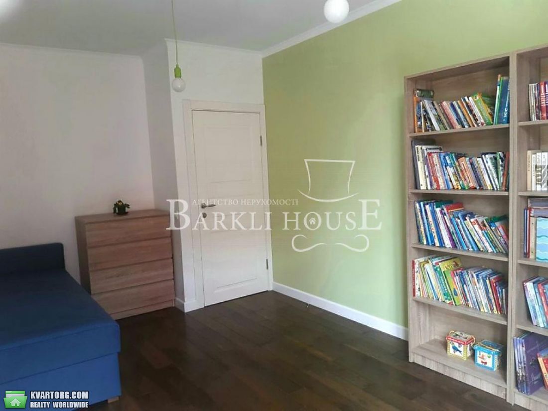 Rent out 4-room apartment. Киев, Регенераторная — photo 10