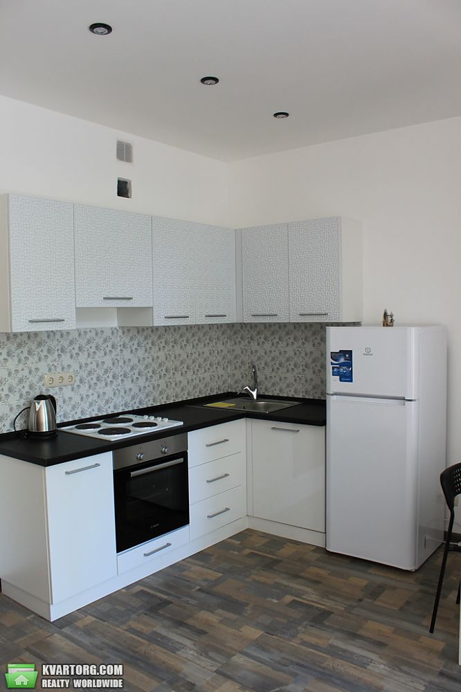 Rent out 1-room apartment. Одесса, Генуэзская — photo 4