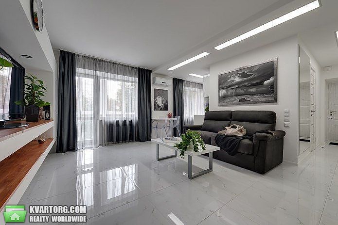 Rent out 2-room apartment. Киев,  Леси Украинки бул — photo 2