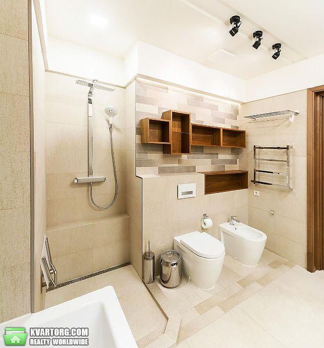 Rent out 4-room apartment. Киев,  Институтская — photo 4