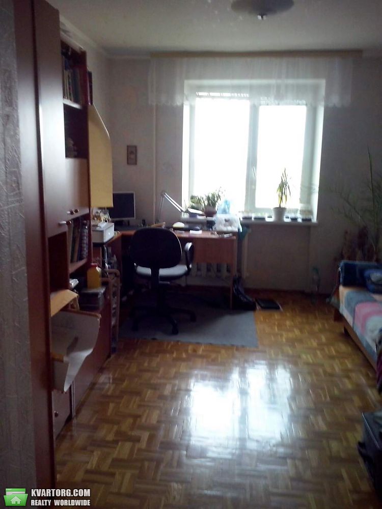 Sell 4-room apartment. Киев,  Булаховского — photo 3