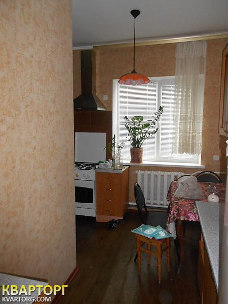 Sell house. Киевская обл., Коминтерная — photo 1