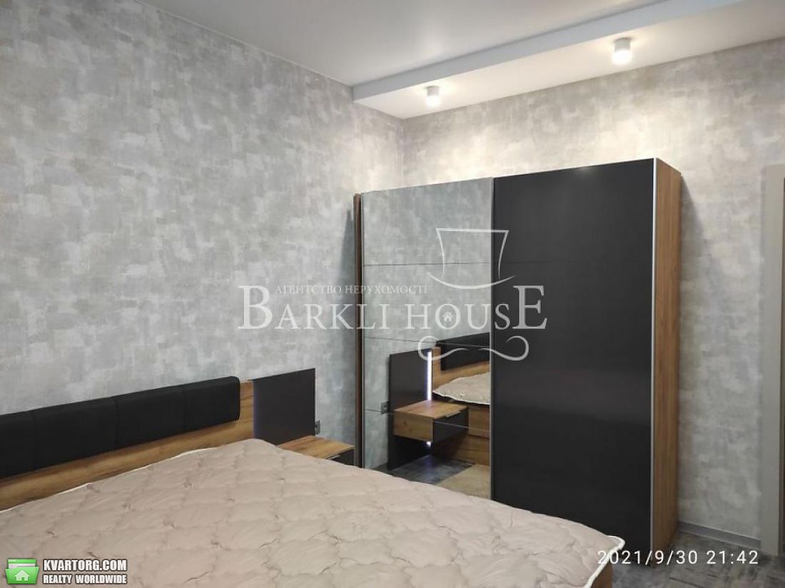 Rent out 2-room apartment. Киев,  Саперное поле — photo 6