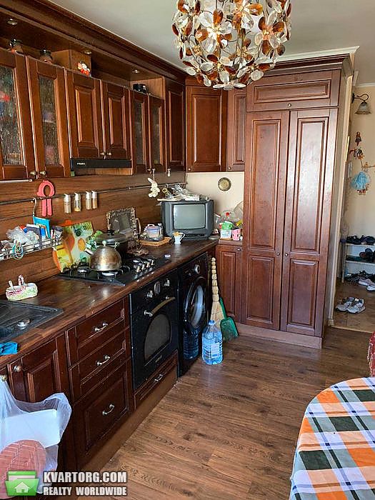 Sell 3-room apartment. Киев,  Приречная — photo 4