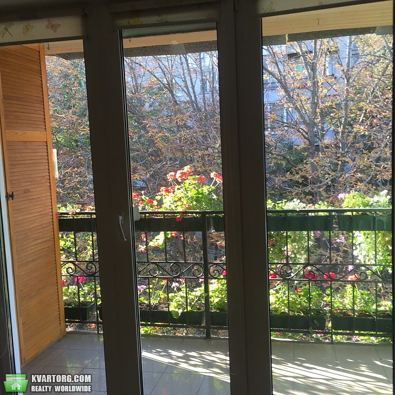 Sell 3-room apartment. Киев,  Вузовская — photo 5