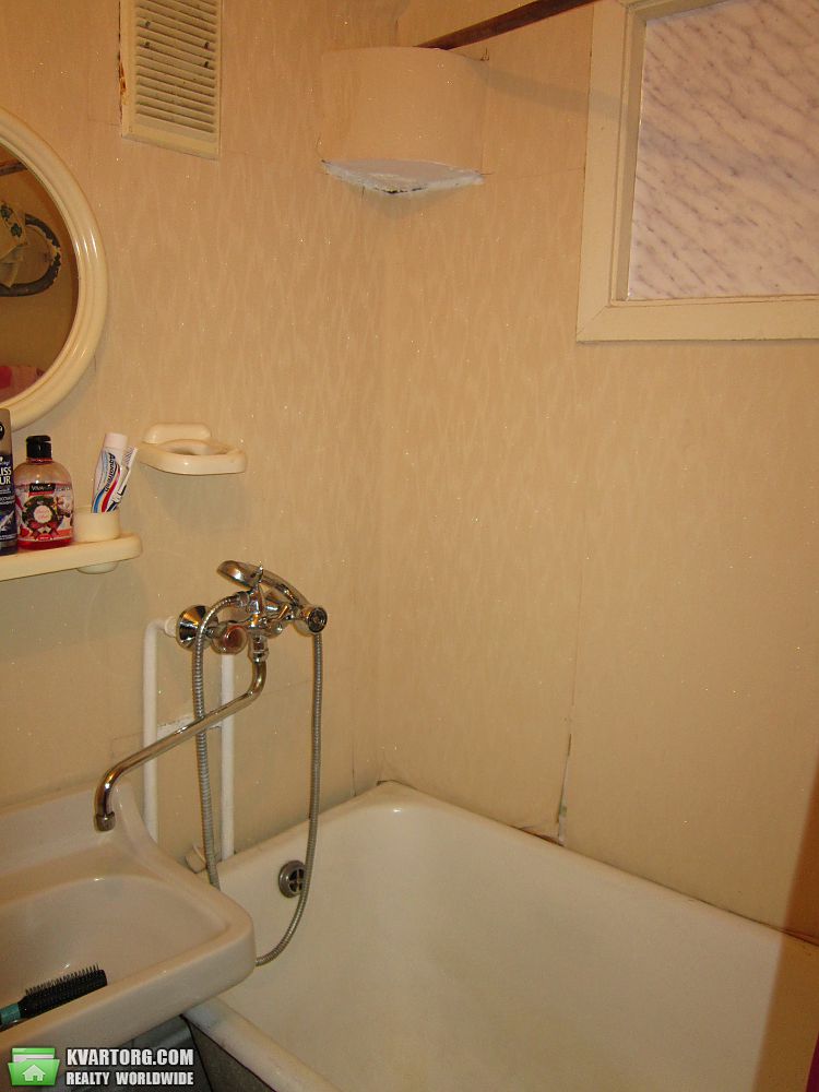 Sell 1-room apartment. Киев,  Героев Днепра — photo 4