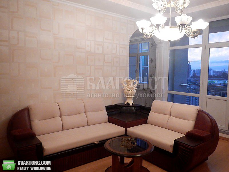 Rent out 2-room apartment. Киев,  Зверинецкая — photo 1