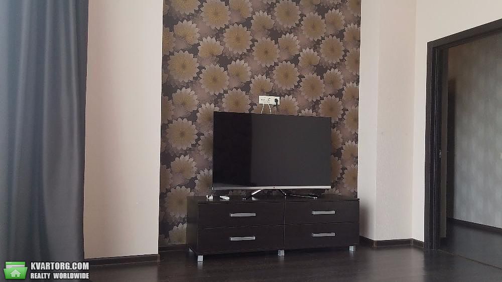 Rent out 2-room apartment. Киев,  Дружбы Народов бул — photo 4
