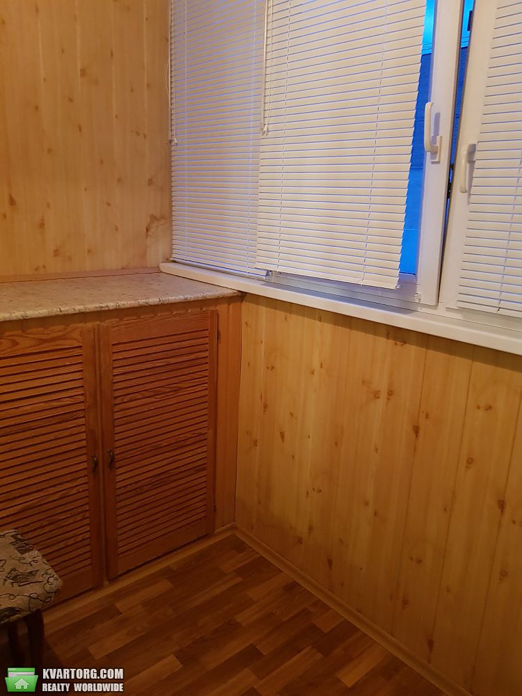 Rent out 2-room apartment. Киев,  Симиренко — photo 8