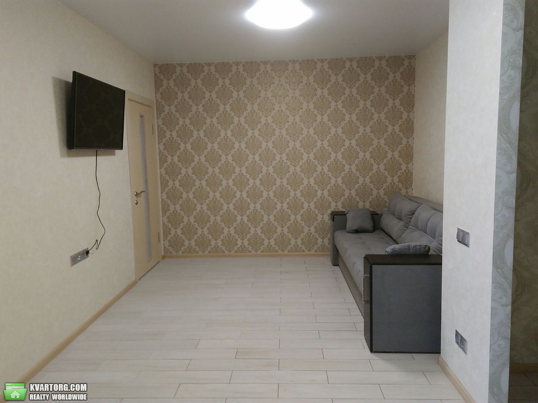 Rent out 2-room apartment. Днепропетровск, славы бульвар — photo 5