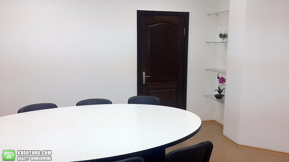 Rent out office. Киев, ул. Шумского — photo 1