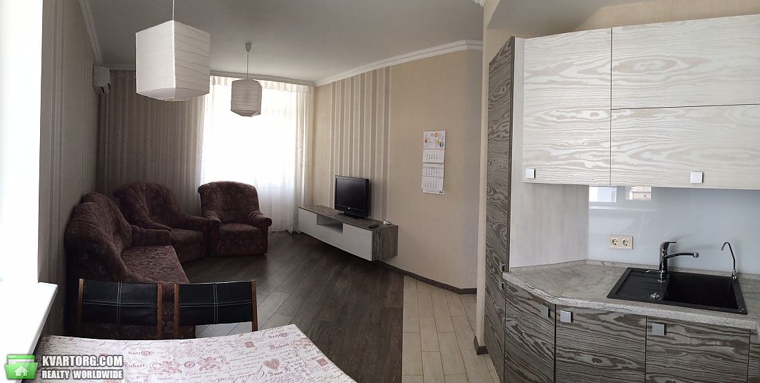 Rent out 2-room apartment. Киев,  Урловская — photo 5