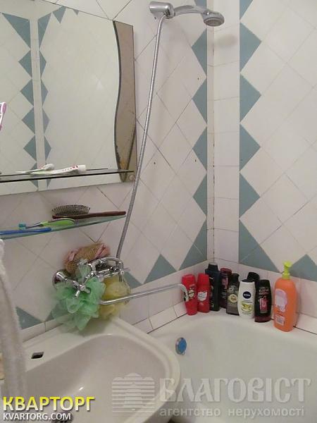 Sell 3-room apartment. Киев, Радужная — photo 10