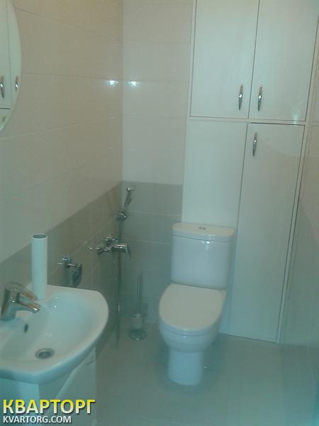 Rent out 2-room apartment. Киев,  Княжий Затон — photo 4