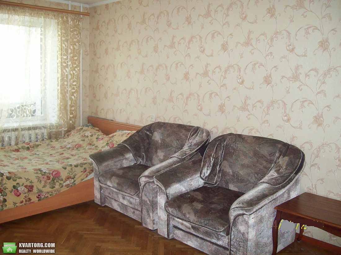 Rent out 2-room apartment. Киев, Коновальца — photo 2